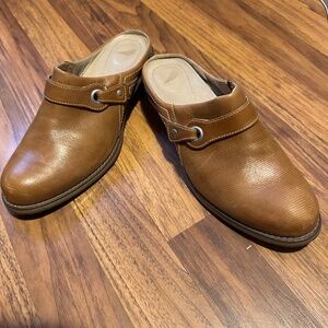 Red Wing Heels Clogs Celina Shoes Leather Brown Size 9 Wide or 9D